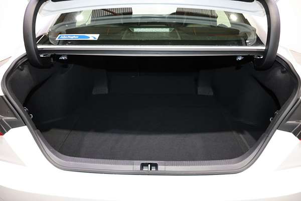 2025 Toyota Camry Ascent AXVH80R