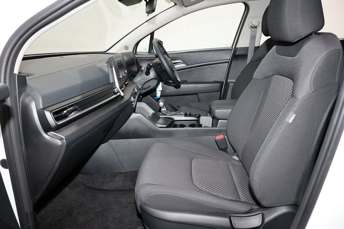 2024 Kia Sportage S NQ5