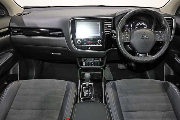 2020 Mitsubishi Outlander LS ZL