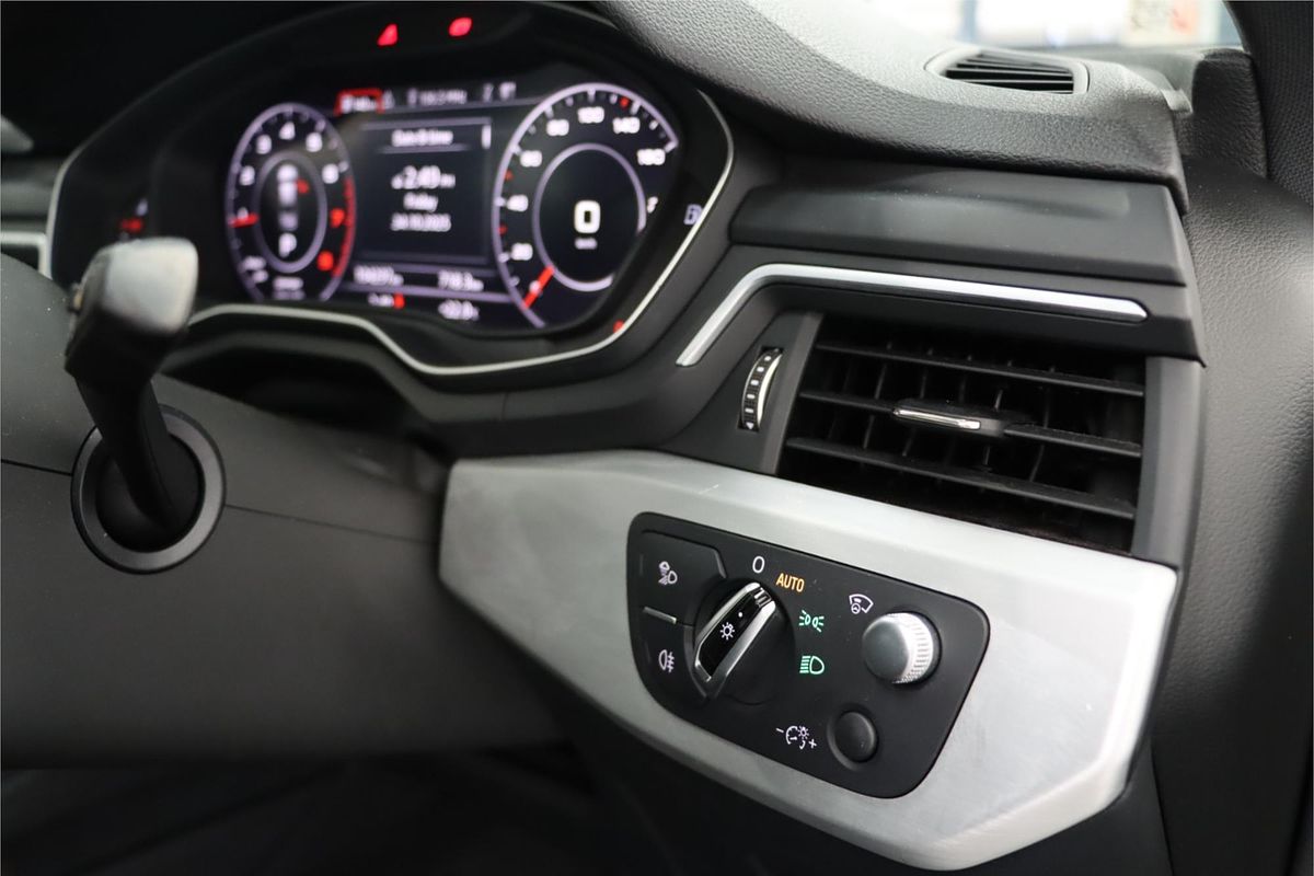 2016 Audi A4 sport B9
