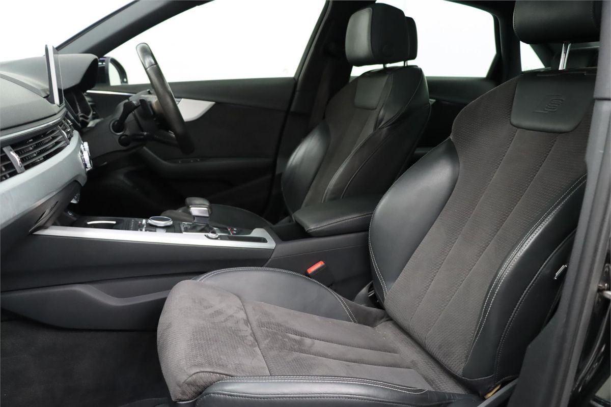 2016 Audi A4 sport B9