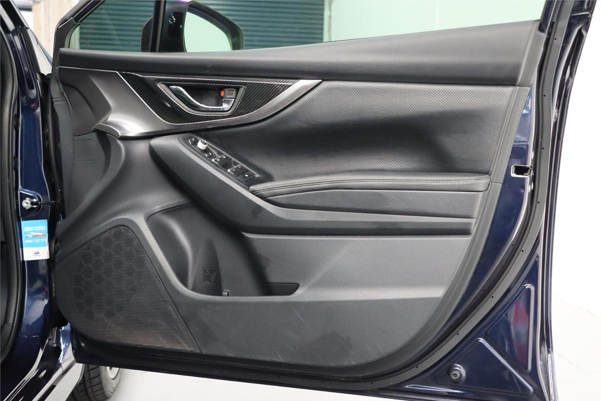 2017 Subaru Impreza 2.0i-S G5