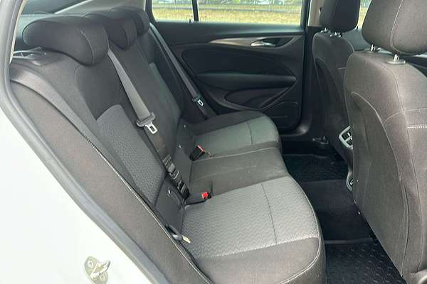 2018 Holden Commodore LT ZB