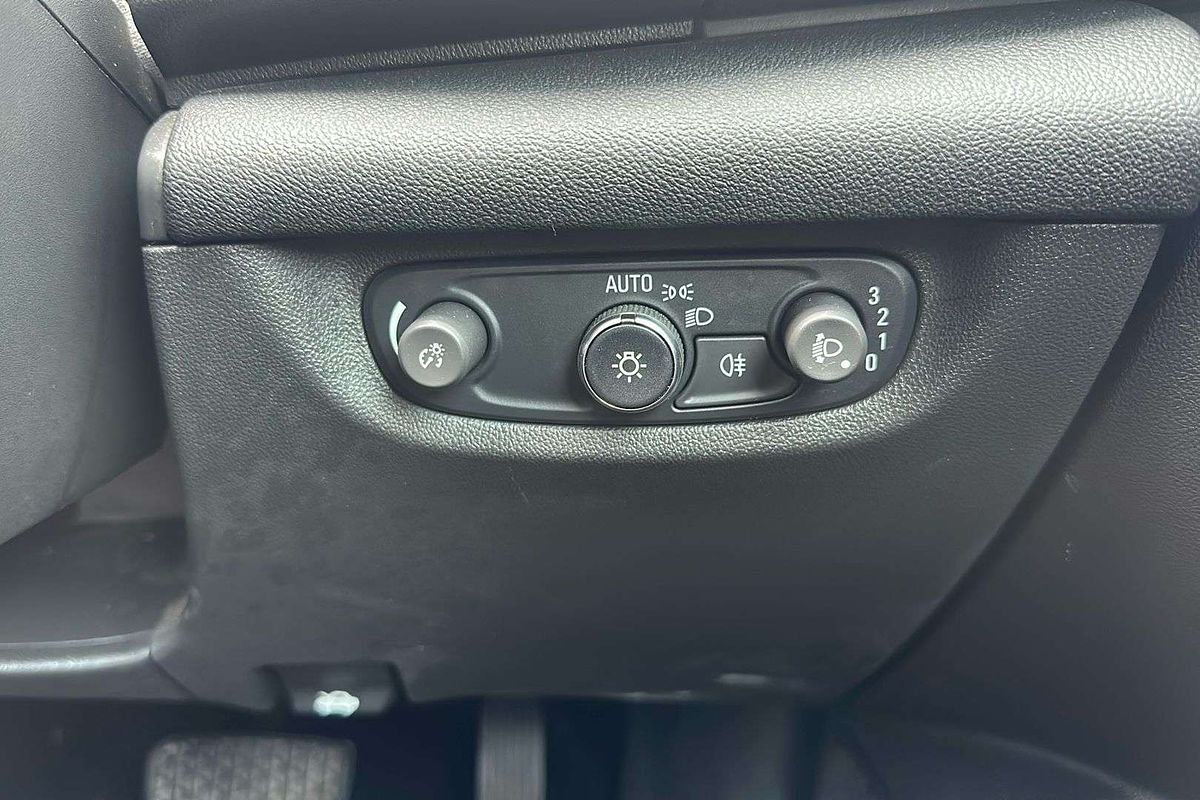 2018 Holden Commodore LT ZB