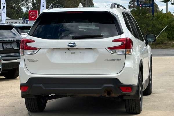 2023 Subaru Forester 2.5i-L S5