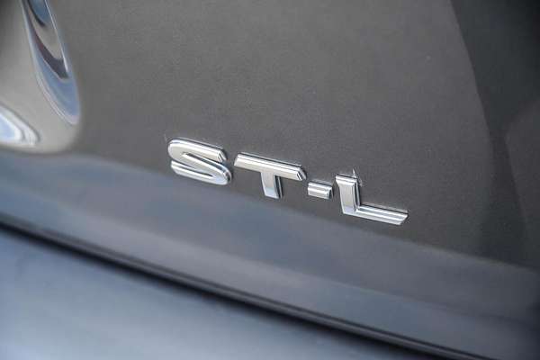 2019 Nissan Pathfinder ST-L R52 Series III