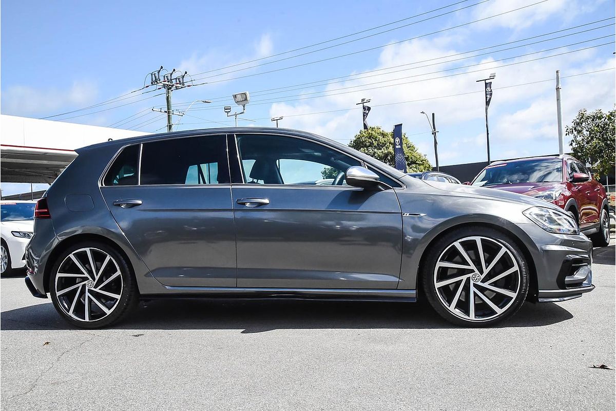 2017 Volkswagen Golf R 7.5