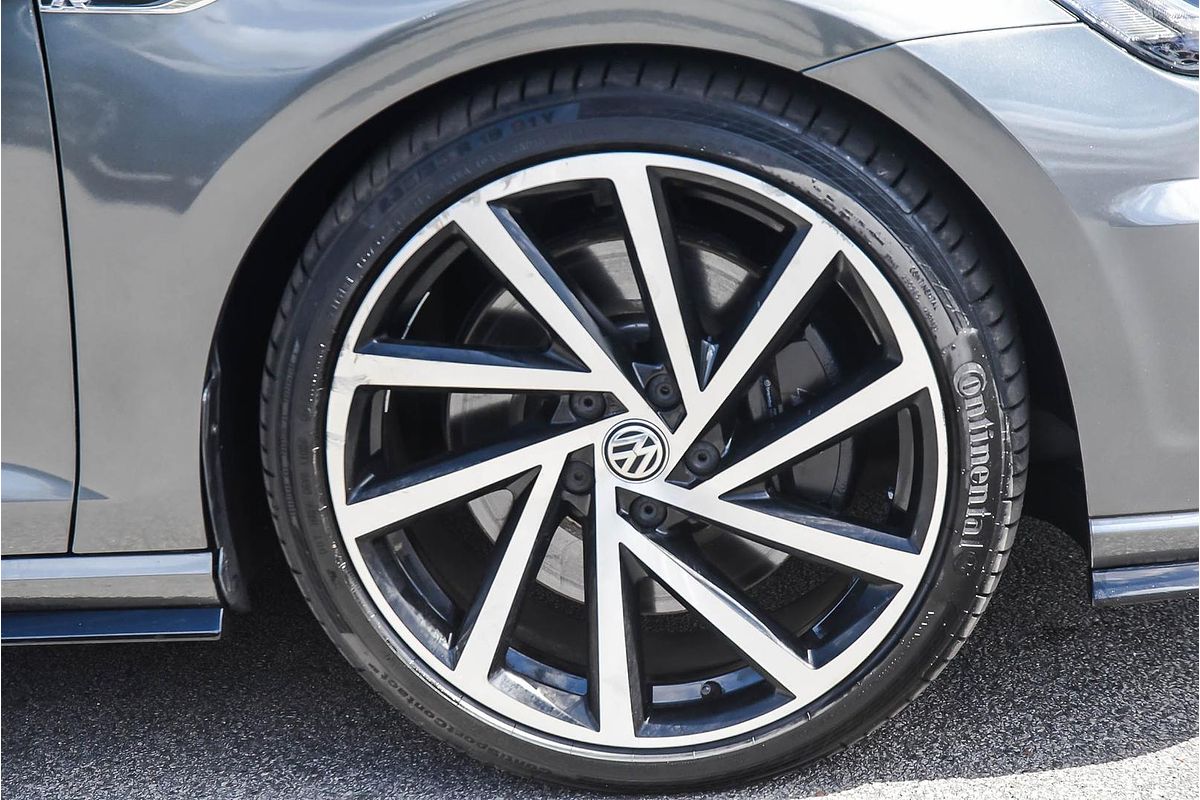 2017 Volkswagen Golf R 7.5