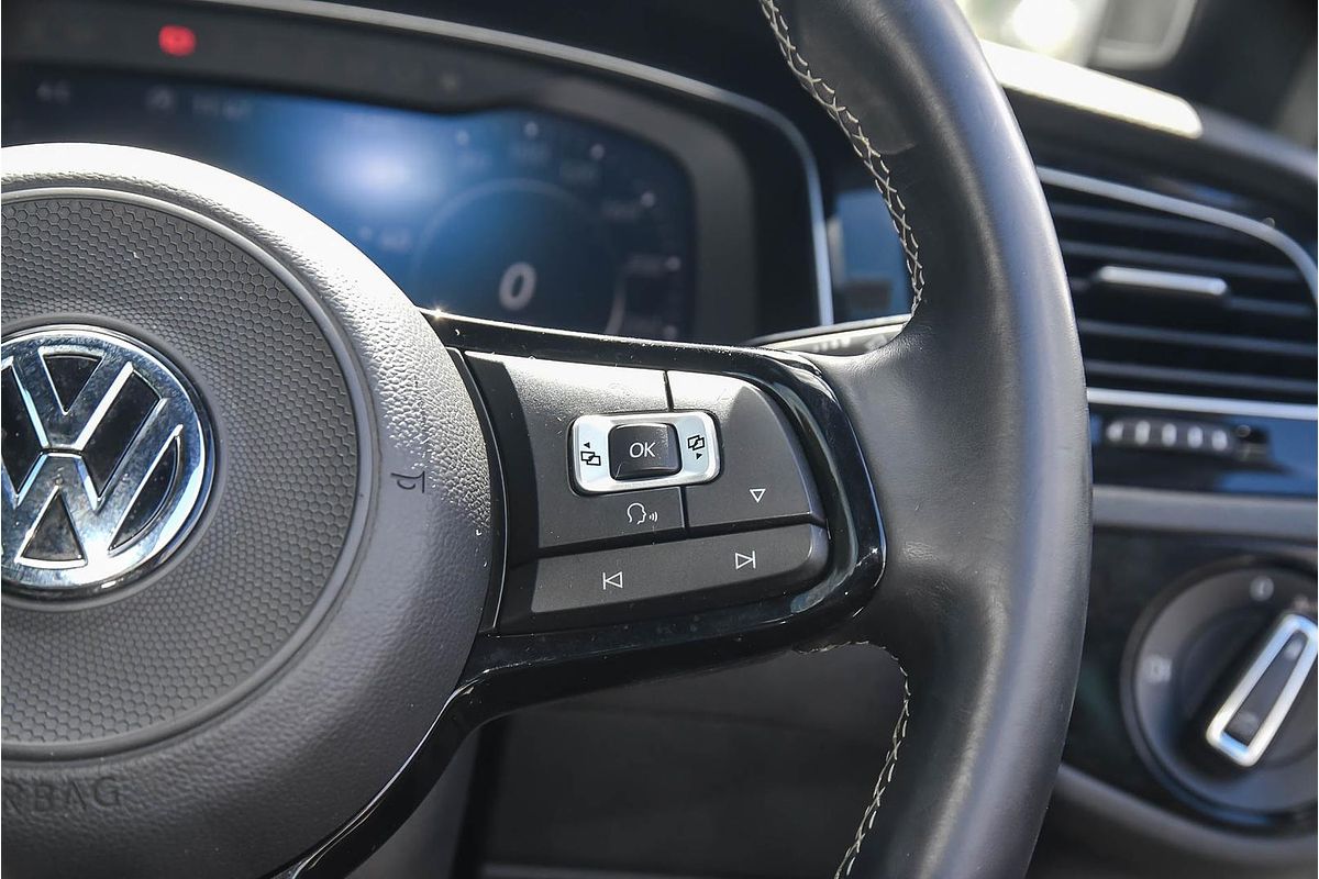 2017 Volkswagen Golf R 7.5