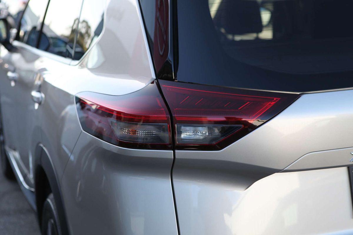 2025 Nissan X-TRAIL Ti-L T33