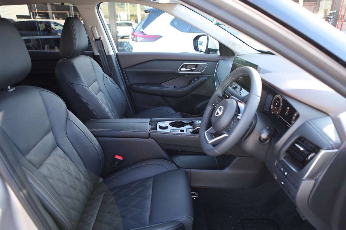 2025 Nissan X-TRAIL Ti-L T33