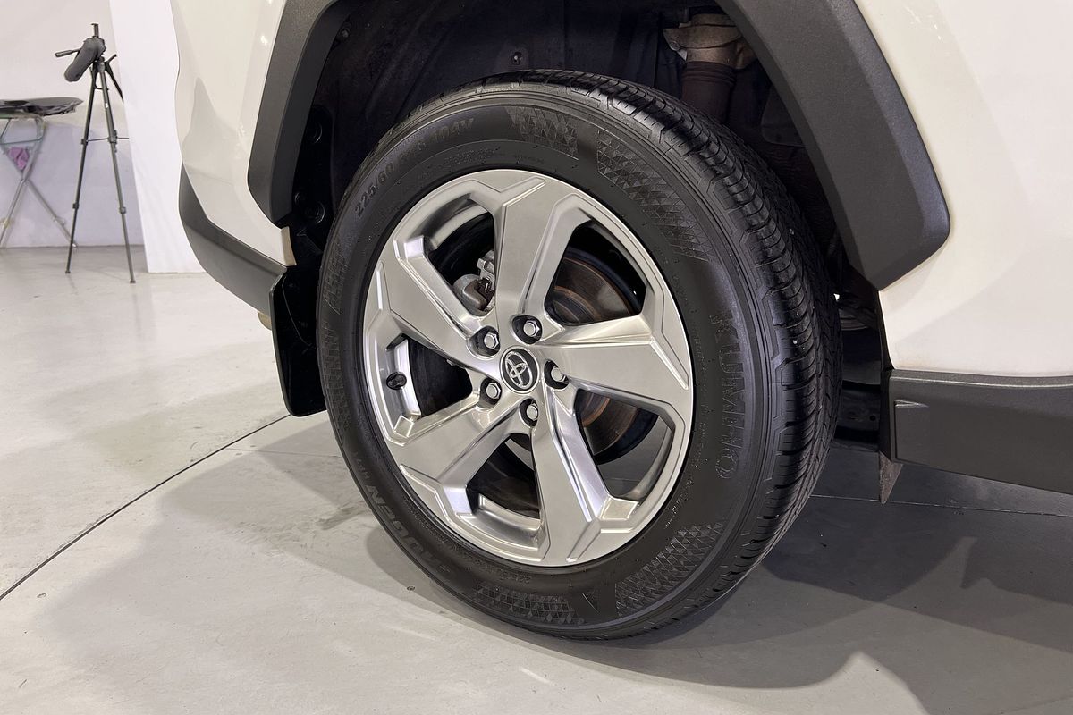 2019 Toyota RAV4 GXL AXAH52R