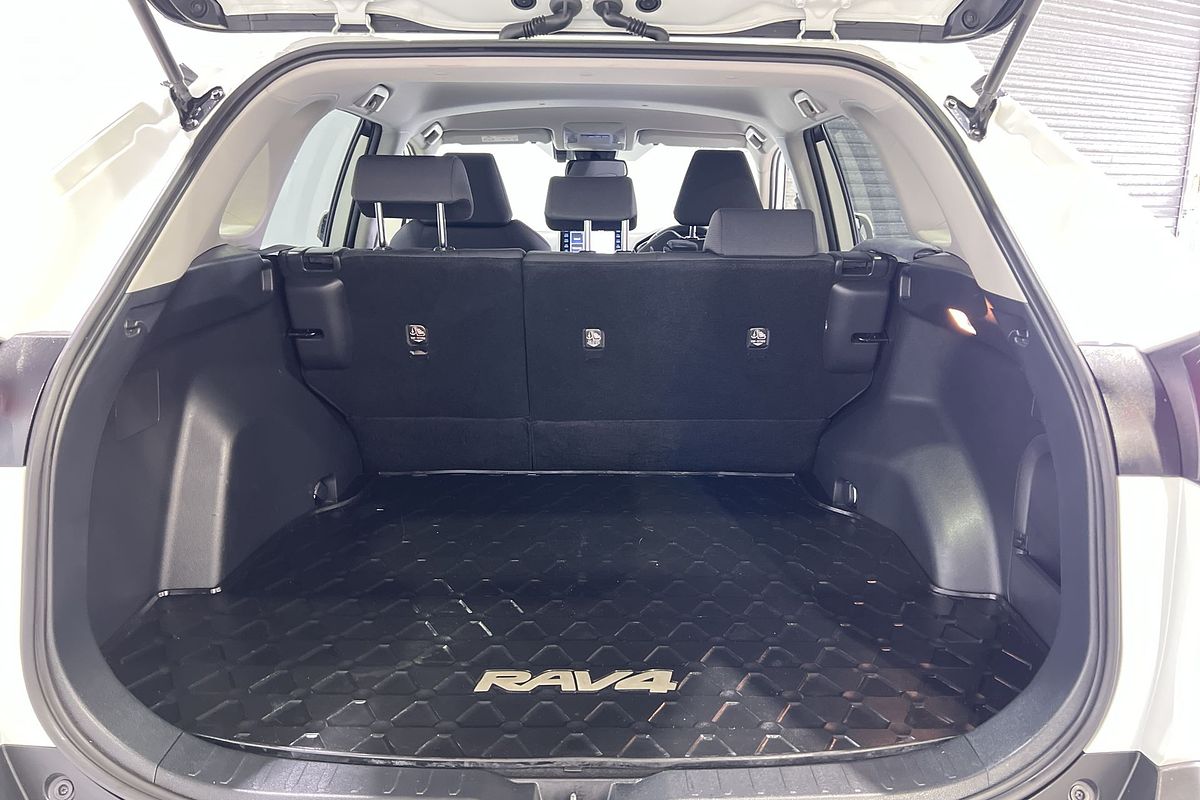 2019 Toyota RAV4 GXL AXAH52R