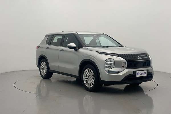 2022 Mitsubishi Outlander ES ZM