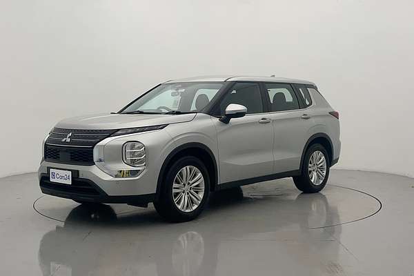 2022 Mitsubishi Outlander ES ZM