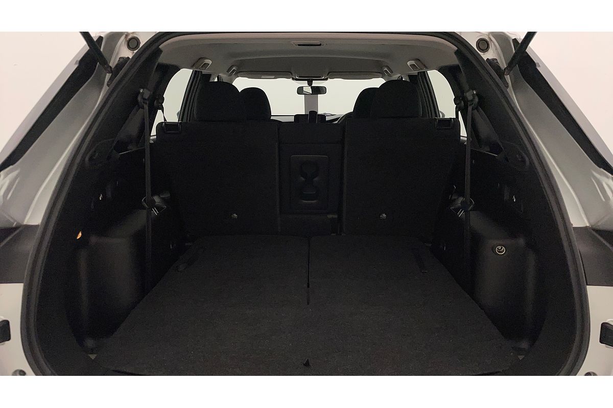 2022 Mitsubishi Outlander ES ZM