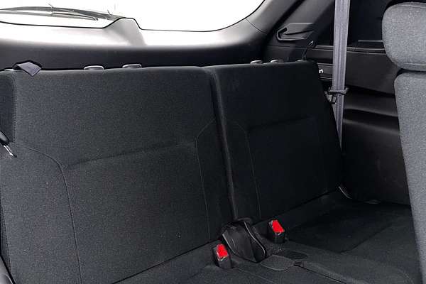 2022 Mitsubishi Outlander ES ZM