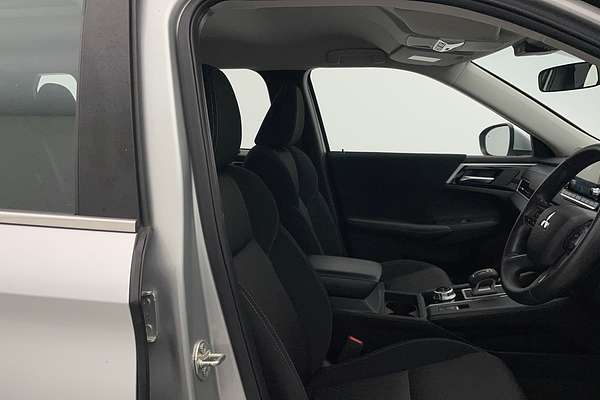 2022 Mitsubishi Outlander ES ZM