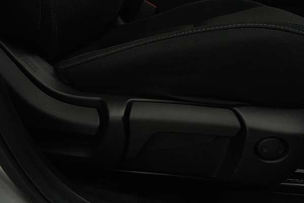 2022 Mitsubishi Outlander ES ZM