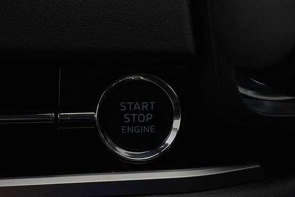 2022 Mitsubishi Outlander ES ZM