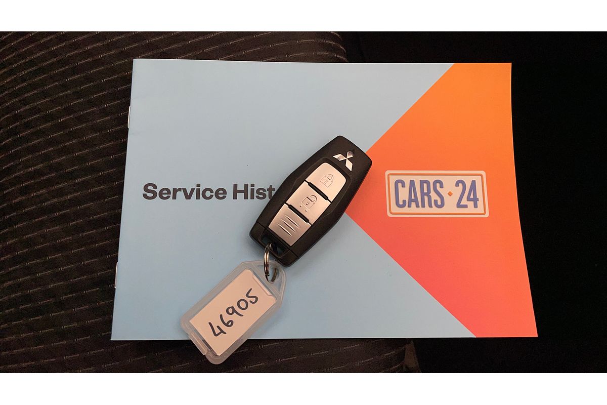 2022 Mitsubishi Outlander ES ZM