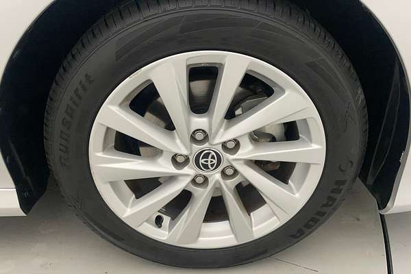 2022 Toyota Camry Ascent AXVH70R