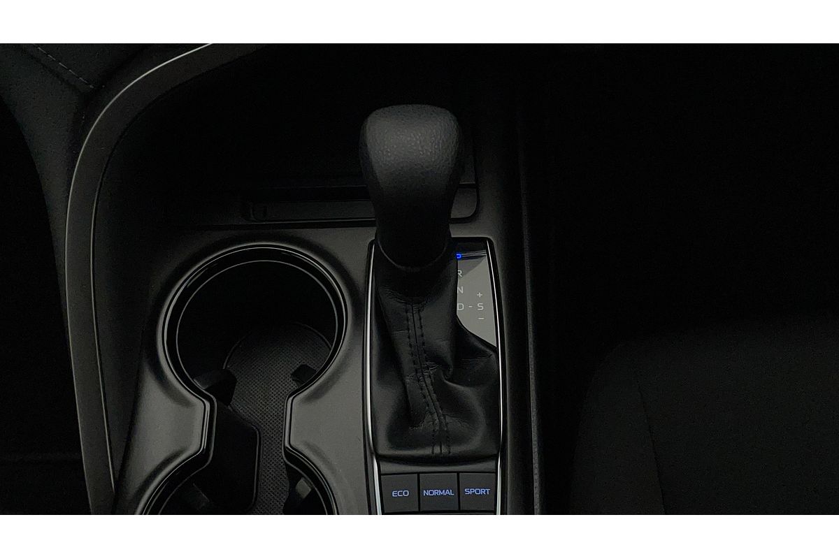 2022 Toyota Camry Ascent AXVH70R