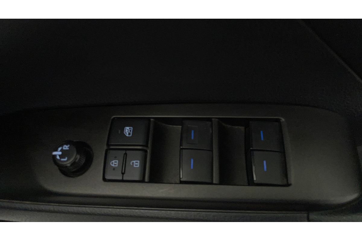 2022 Toyota Camry Ascent AXVH70R