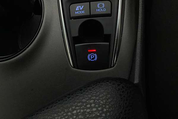 2022 Toyota Camry Ascent AXVH70R