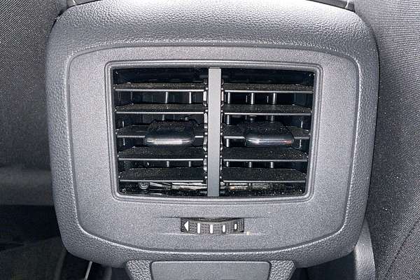 2022 Volkswagen T-Roc 110TSI Style D11