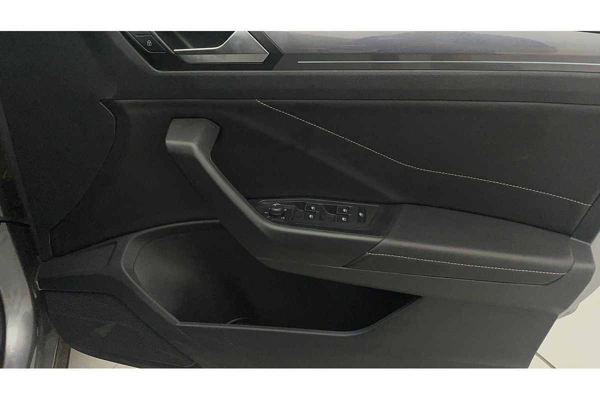 2022 Volkswagen T-Roc 110TSI Style D11