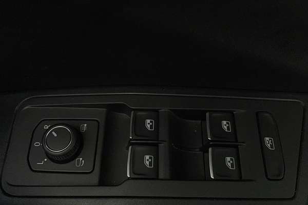 2022 Volkswagen T-Roc 110TSI Style D11