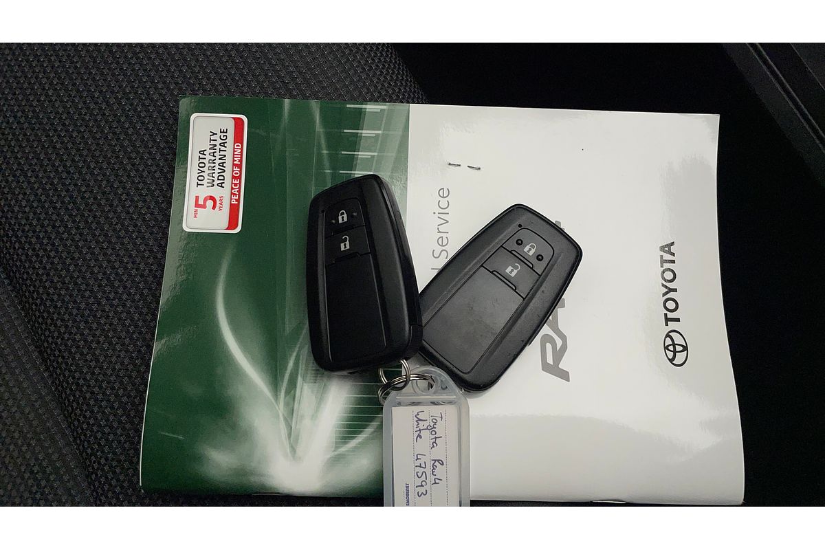 2020 Toyota RAV4 GX AXAH54R