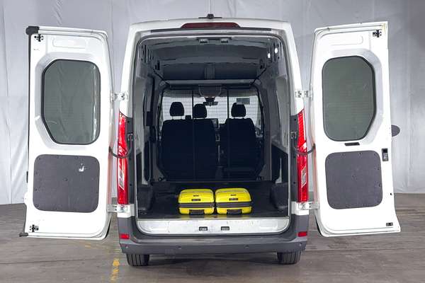 2022 LDV Deliver 9 MWB Mid Roof