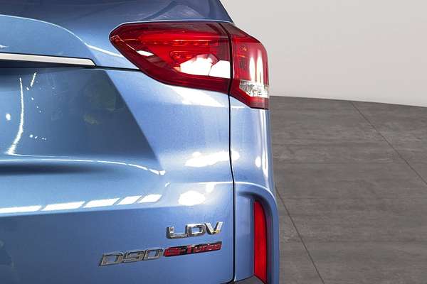 2022 LDV D90 Executive SV9A