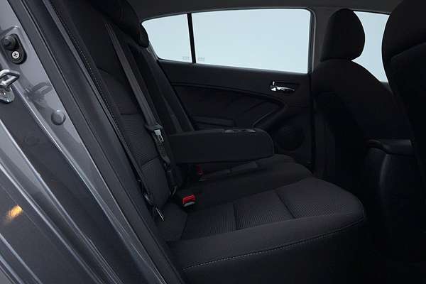 2017 Kia Cerato Sport YD