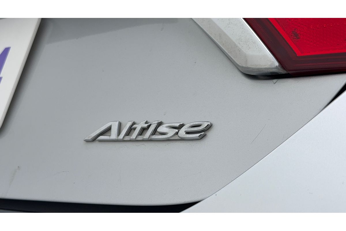 2017 Toyota Camry Altise ASV50R