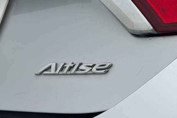 2017 Toyota Camry Altise ASV50R