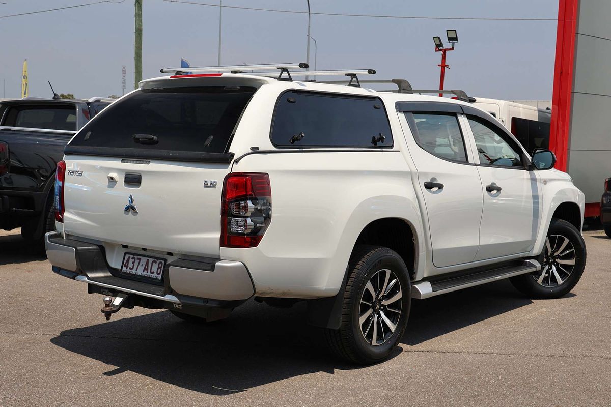 2020 Mitsubishi Triton GLX MR 4X4