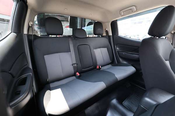 2020 Mitsubishi Triton GLX MR 4X4