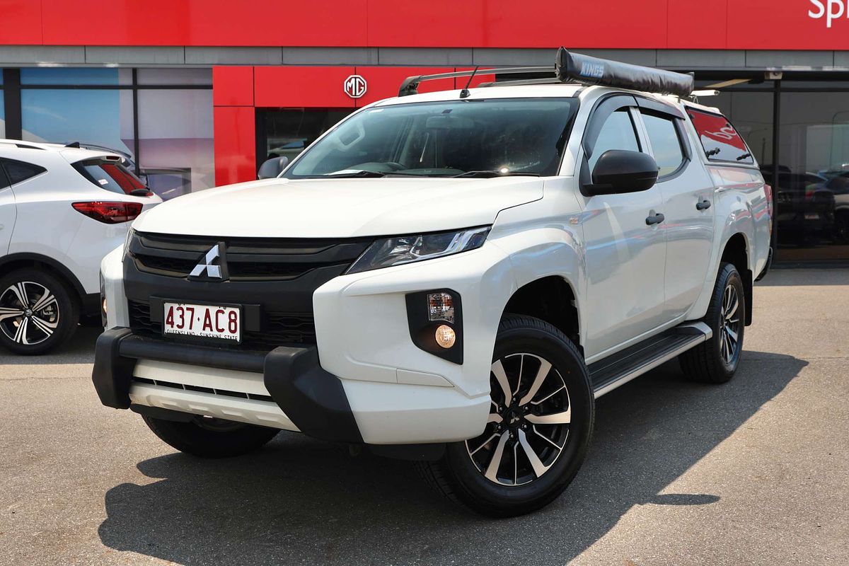 2020 Mitsubishi Triton GLX MR 4X4