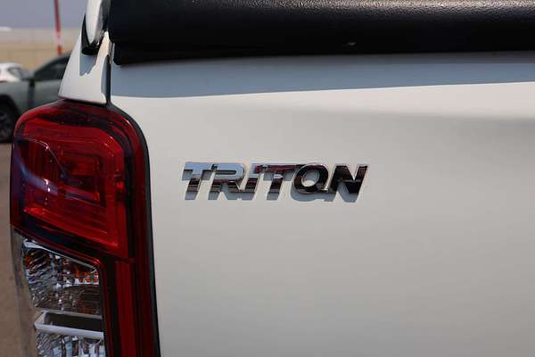 2020 Mitsubishi Triton GLX MR 4X4