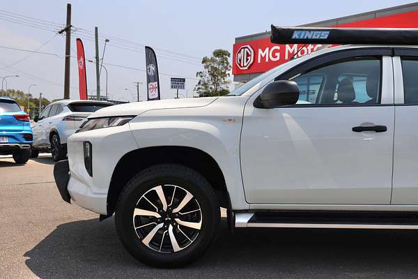 2020 Mitsubishi Triton GLX MR 4X4