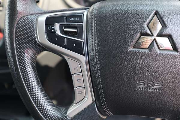 2020 Mitsubishi Triton GLX MR 4X4