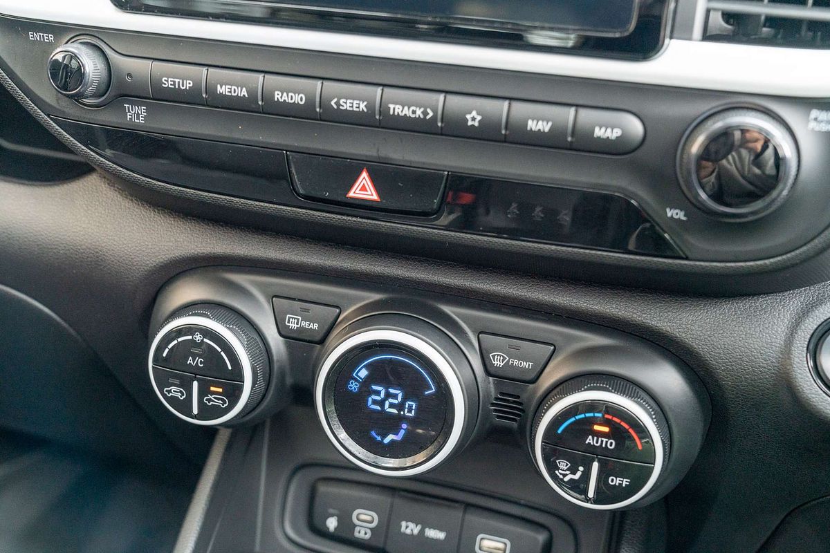 2024 Hyundai Venue Elite QX.V5