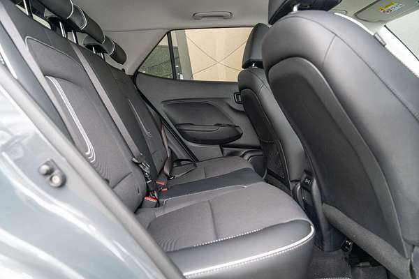 2024 Hyundai Venue Elite QX.V5