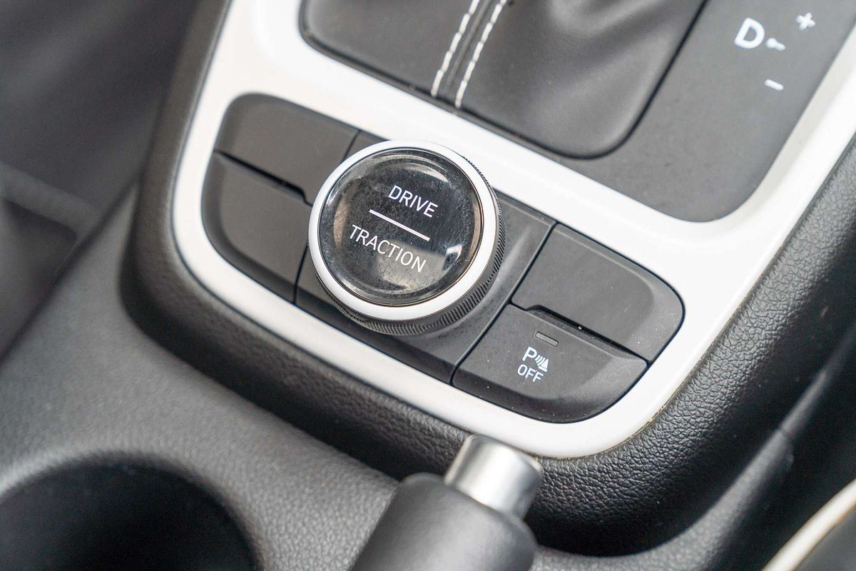 2024 Hyundai Venue Elite QX.V5