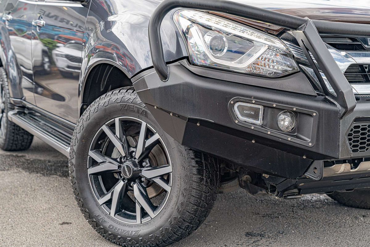 2021 Isuzu MU-X LS-U