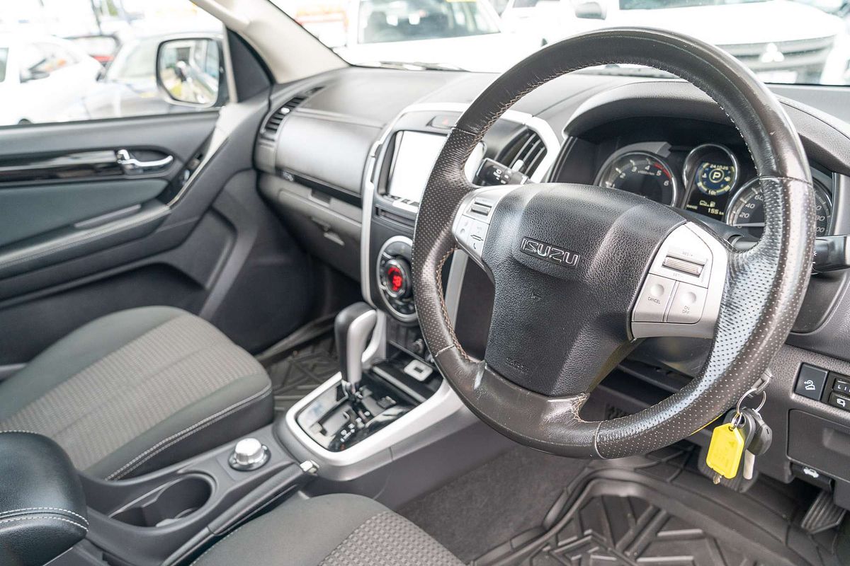 2021 Isuzu MU-X LS-U