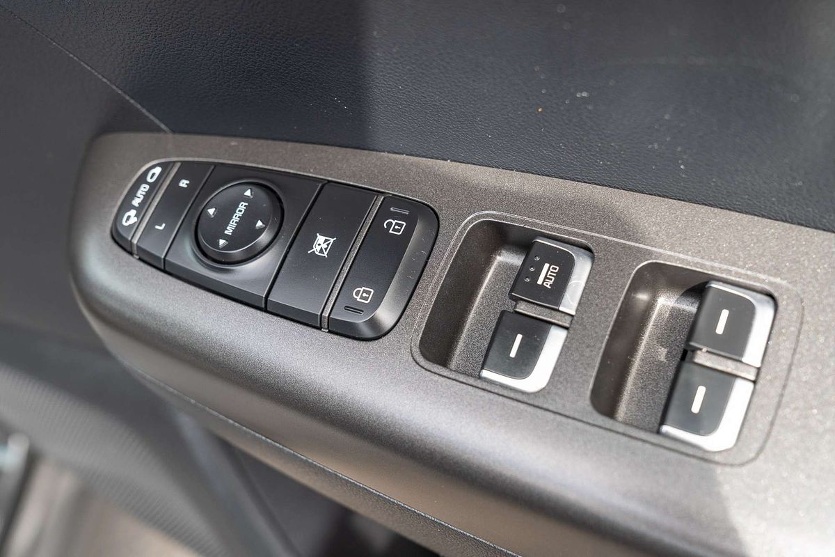 2021 Kia Sportage S QL